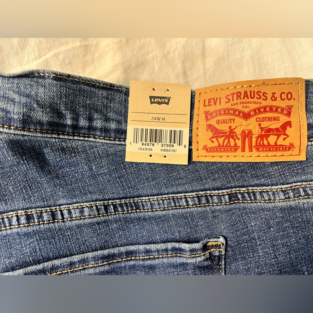 Levi’s 311 shaping skinny hypersoft jeans - Picture 4 of 16